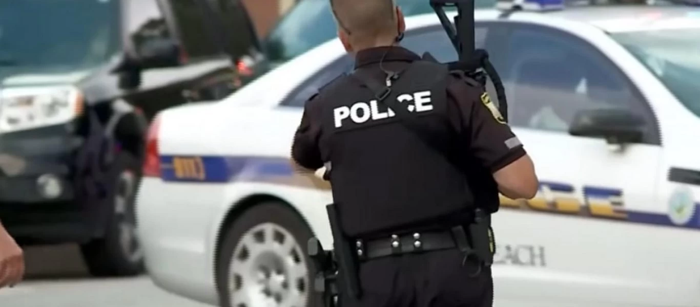 ΗΠΑ: Άγριος καβγάς με πυροβολισμούς σε μαθητικό αγώνα μπάσκετ στο Ντάλας - Δύο τραυματίες (βίντεο)
